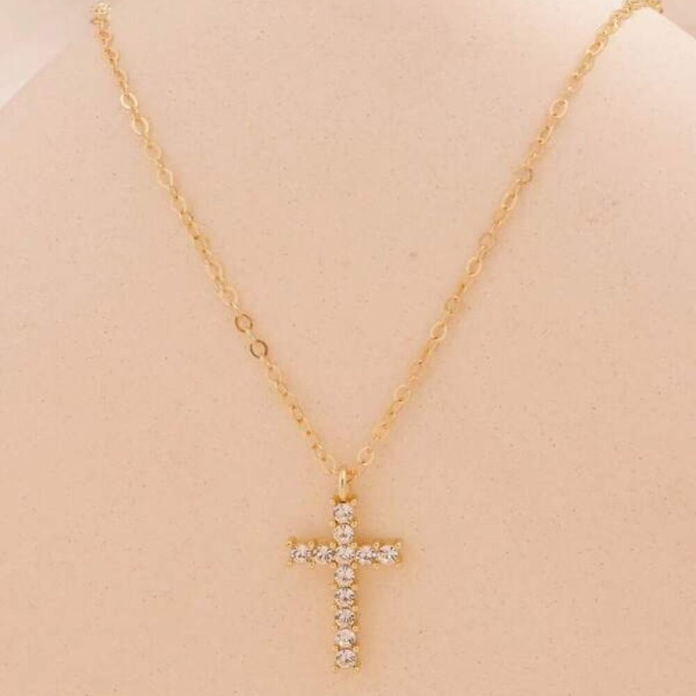 Classic Moissanite Cross Pendant Necklace